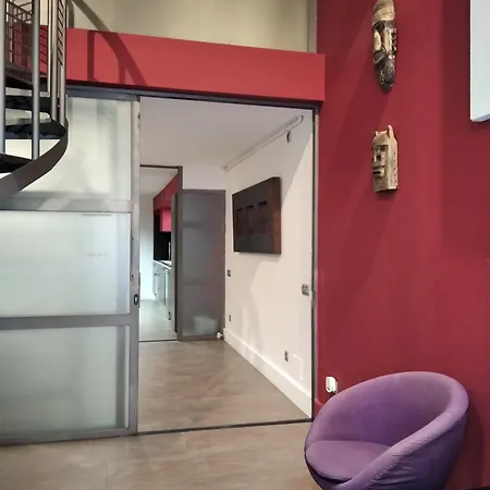 Aparteasy - Monument, Large, Cosy
