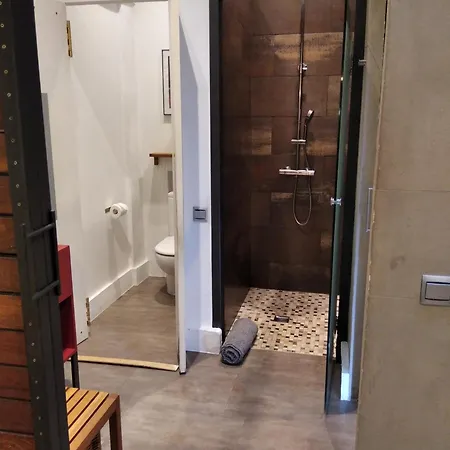 Apartment Aparteasy - Monument, Large, Cosy