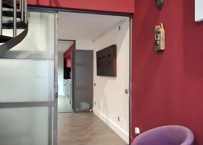 Aparteasy - Monument, Large, Cosy