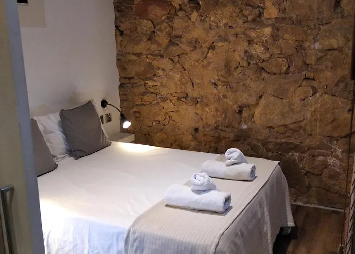 Aparteasy - Monument, Large, Cosy *